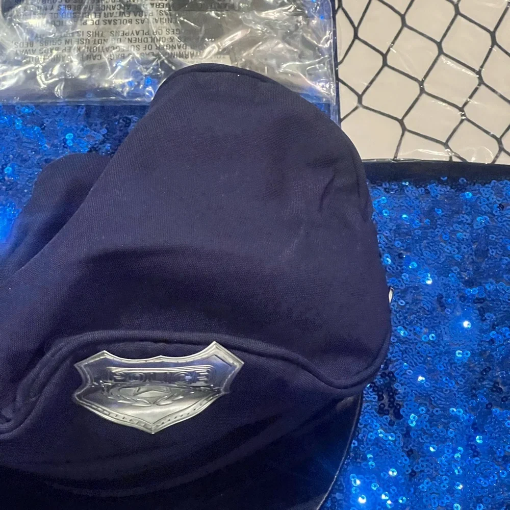 New in bag. Sexy police officer Halloween costume. Size small. - Picture 4 of 4